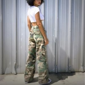 REVICE Camo Wide-Leg Cargo Jeans